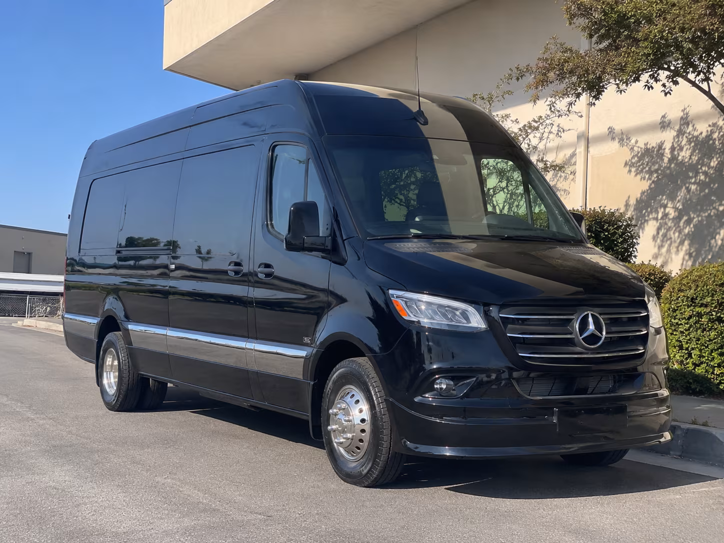 burnsville sprinter limousine